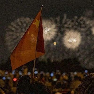 贵州玉屏:贴窗花 迎新春